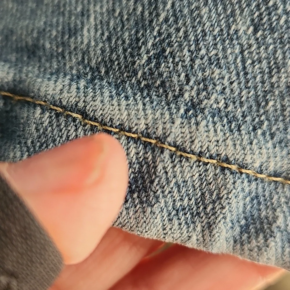 Wrangler  Authentics,  NWTG, Sz 42 X 30 Light Blue Jeans, 3 Pockets in Front - Picture 7 of 11